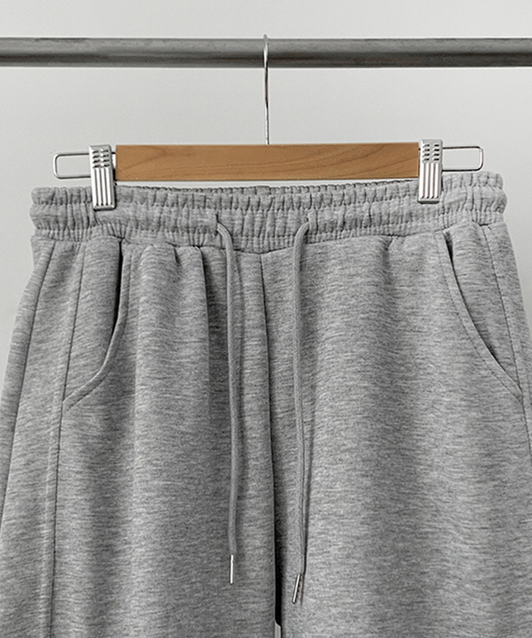 カーブワイドパンツ