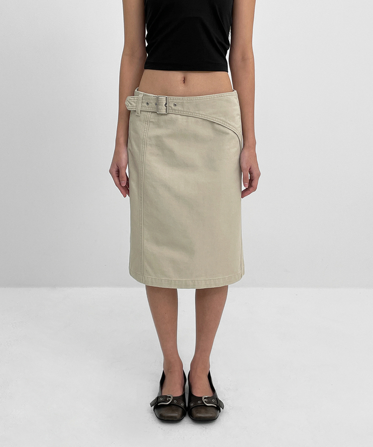 ウォッシュドレザーフラットシューズ BROWN