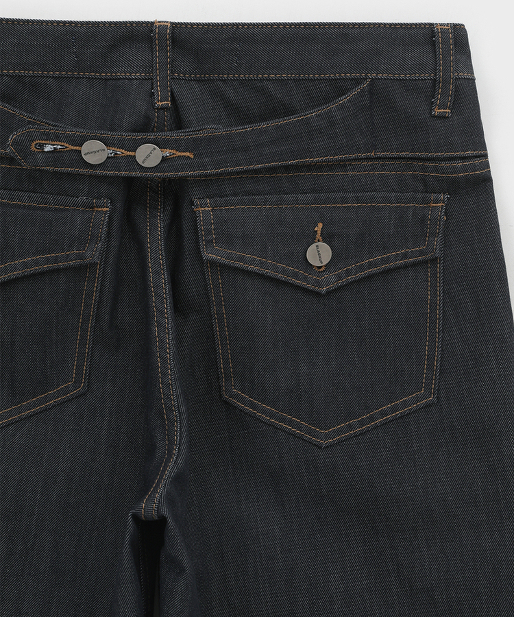 バックストラップワイドデニムパンツ