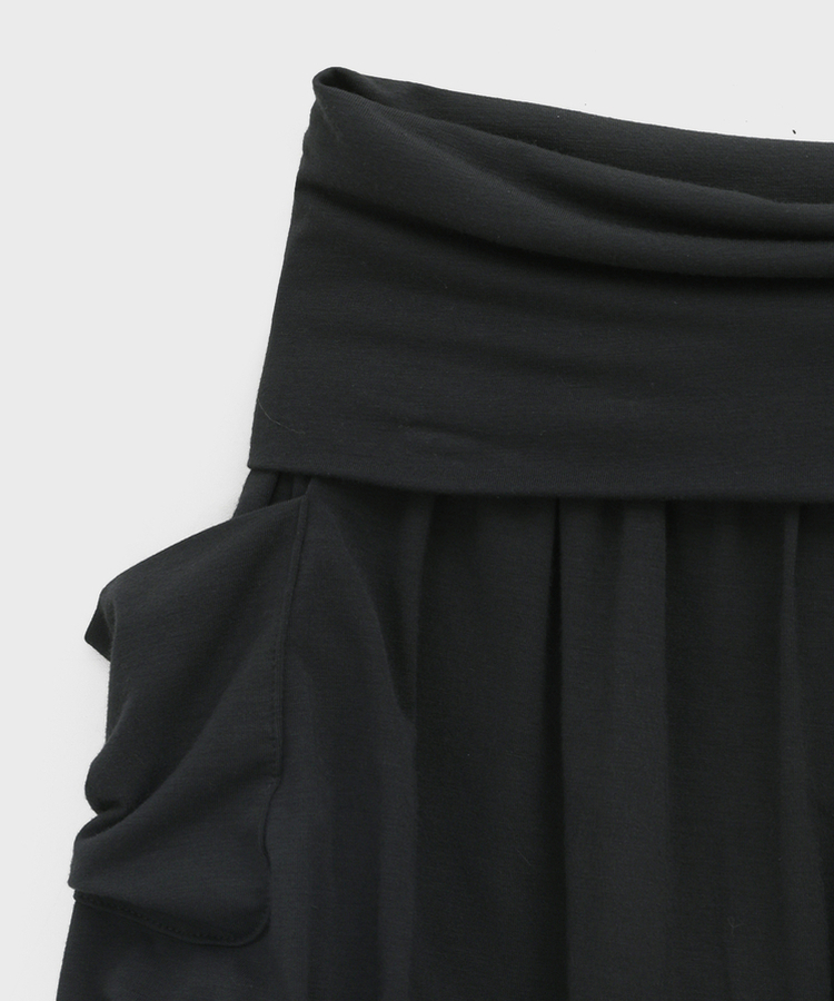 フォールディングバルーンショートパンツ