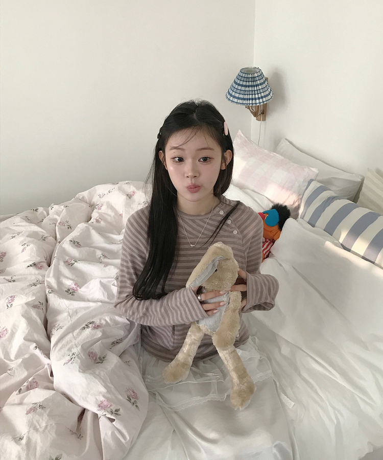 ボタンフードトップス NUDE PINK