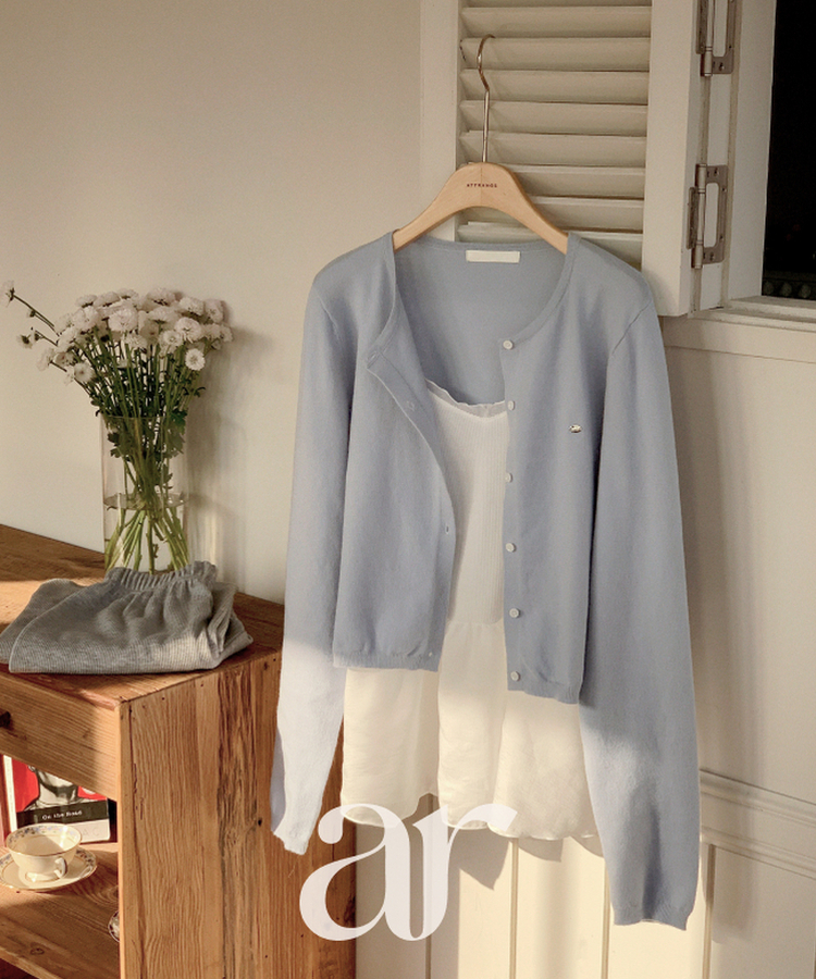 (なめらかタッチ / 華奢見え / デイリーカーディガン♥) シルバーペンダント付き ベーシックラウンドカーディガン