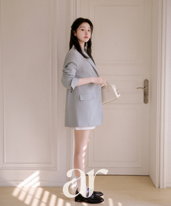 （MADE／ブランド級クオリティ／上品シルエット／シワになりにくい）シングルボタン バックベント テーラードジャケット SKYBLUE