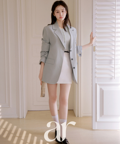 （MADE／ブランド級クオリティ／上品シルエット／シワになりにくい）シングルボタン バックベント テーラードジャケット SKYBLUE