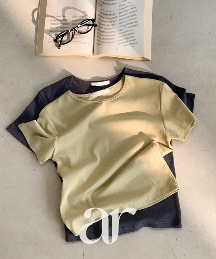 (モダール＋しっかりスパン／細見えフィット)   コットン 無地 クロップド 半袖Tシャツ