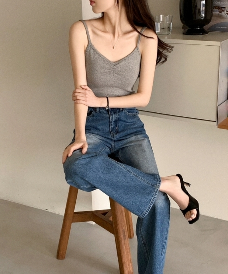 (単品でもOK／デイリーインナー／華奢シャーリング)   Vネック シャーリング スリーブレス キャミソール   GRAY