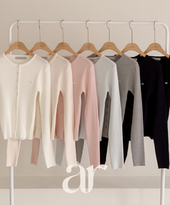 (MADE / Easy Washable / 2 Neck Types / Soft & Stretchy) Mother-of-Pearl Pendant Ribbed Knit Cardigan