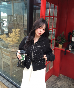 【✔企画】ドットナグランフードジップアップ BLACK