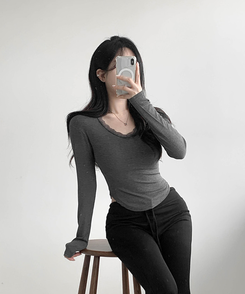 レースVネックTシャツ CHARCOAL