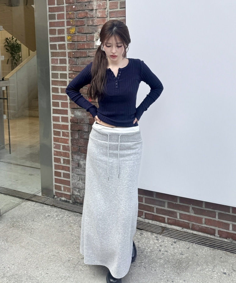 허리 배색 레이어드 스웻 맥시 스커트 그레이