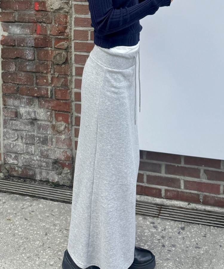 허리 배색 레이어드 스웻 맥시 스커트 그레이