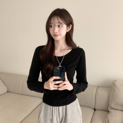 スリムフィットデイリー長袖Tシャツ BLACK