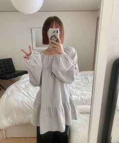 フリルパフワンピースブラウス SKY BLUE