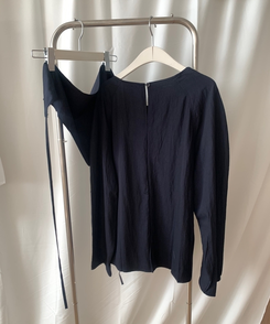 【SET】レイヤードパフブラウス＋ラップスカート