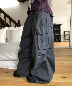 ツーピンタックカーゴワイドパンツ CHARCOAL