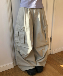 ツーピンタックカーゴワイドパンツ BEIGE