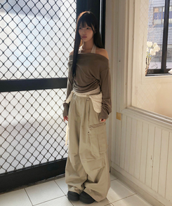 ツーピンタックカーゴワイドパンツ BEIGE