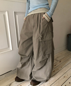 ツーピンタックカーゴワイドパンツ KHAKI
