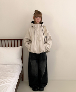 ペンダントバイカラーフードウィンドブレーカー BEIGE