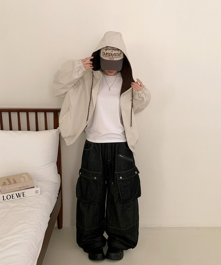 ペンダントバイカラーフードウィンドブレーカー BEIGE