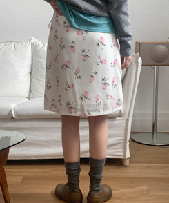 フラワーピンテックミディスカート IVORY