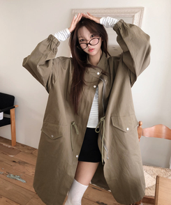 オーバーポケットストリングロングジャケット KHAKI