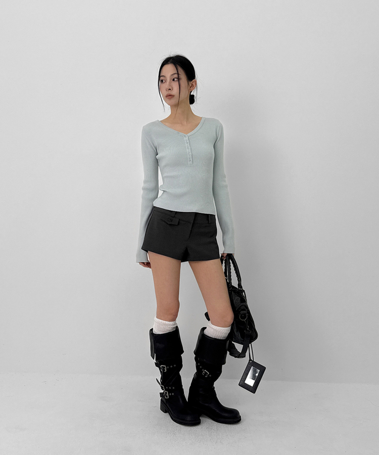 ヘンリーネックニット LIGHT BLUE