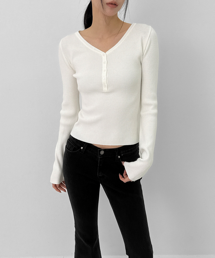 ヘンリーネックニット IVORY