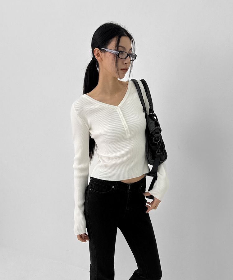 ヘンリーネックニット IVORY