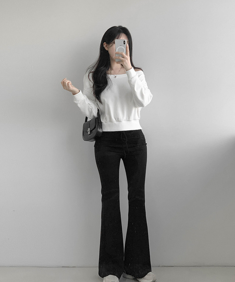 ホルターバックルオフトレーナー IVORY