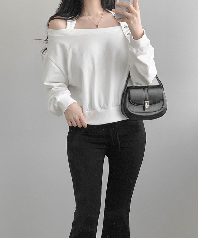 ホルターバックルオフトレーナー IVORY