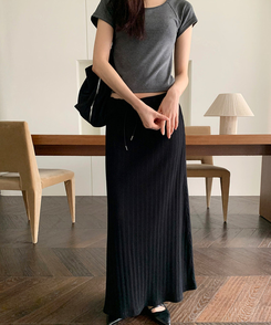 リブマキシスカート BLACK