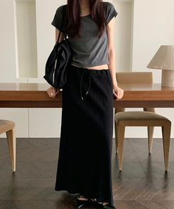 リブマキシスカート BLACK