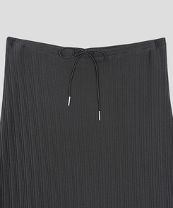 リブマキシスカート