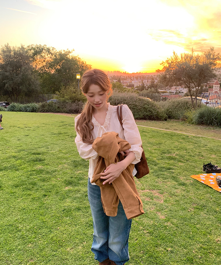 アンティークフリルブラウス BEIGE