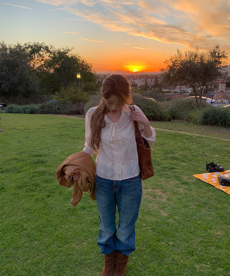 アンティークフリルブラウス BEIGE