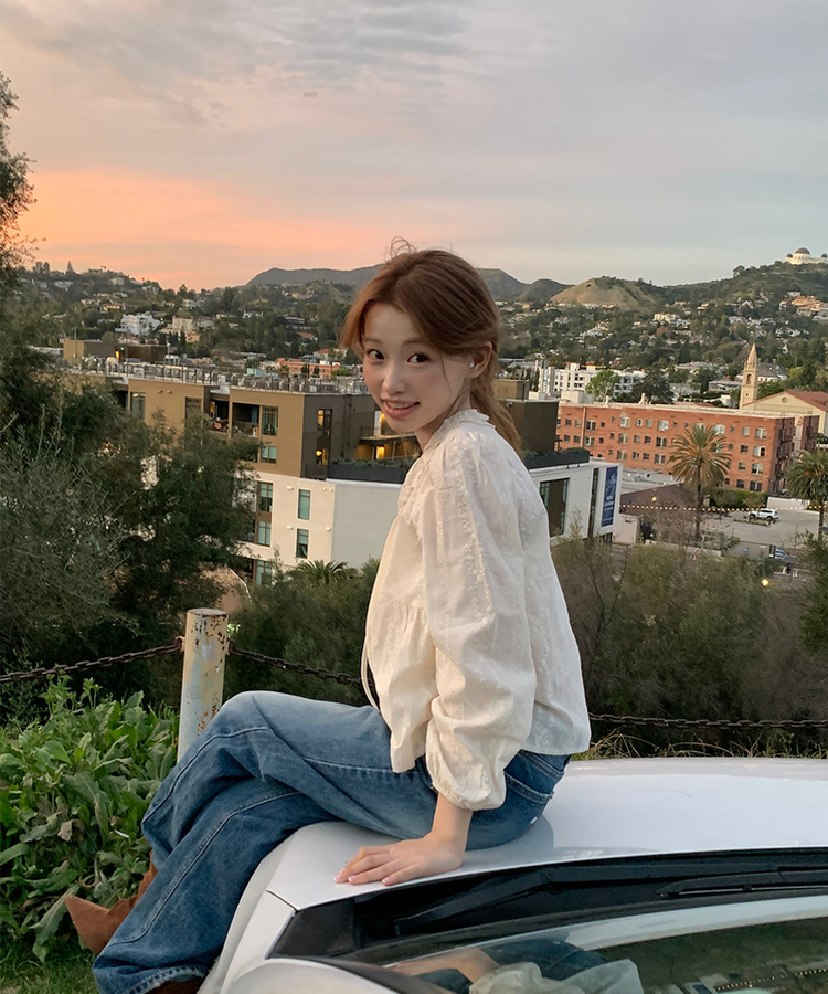 アンティークフリルブラウス BEIGE