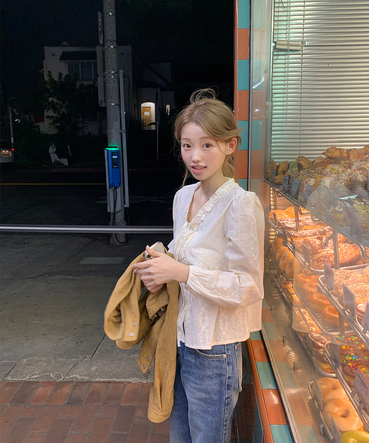 アンティークフリルブラウス BEIGE