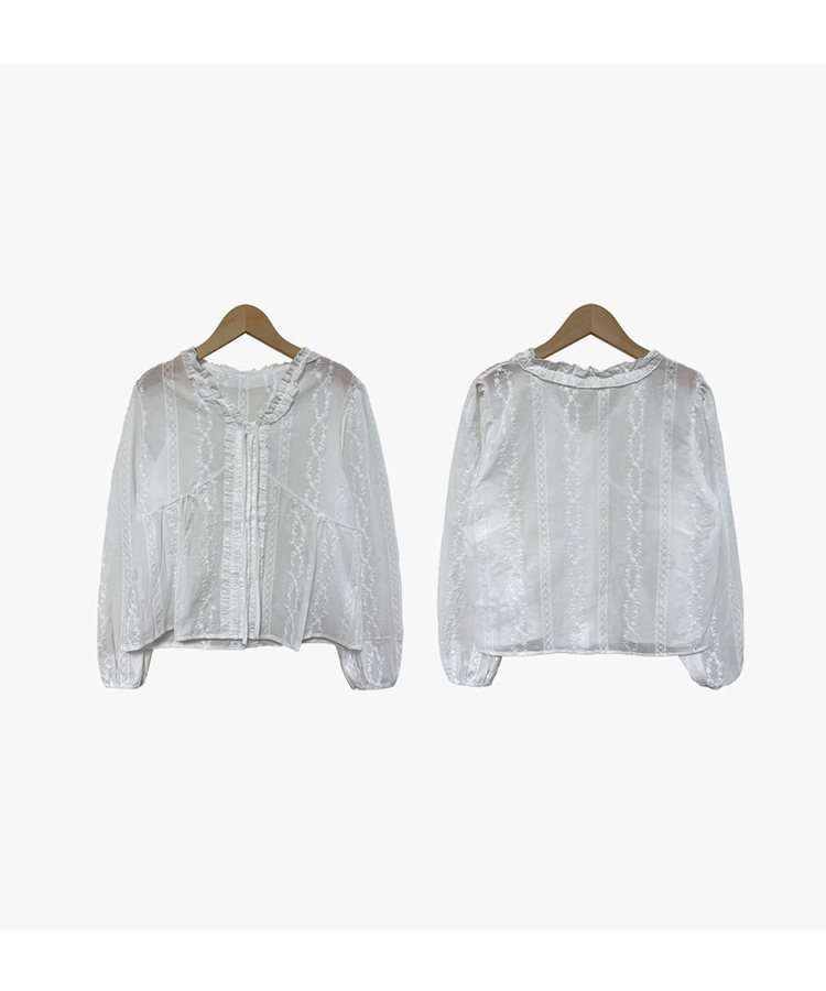 アンティークフリルブラウス