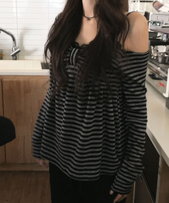 リボンボーダーニット BLACK