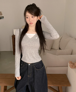 ペンダントVネックレイヤードTシャツ(5color) GREY