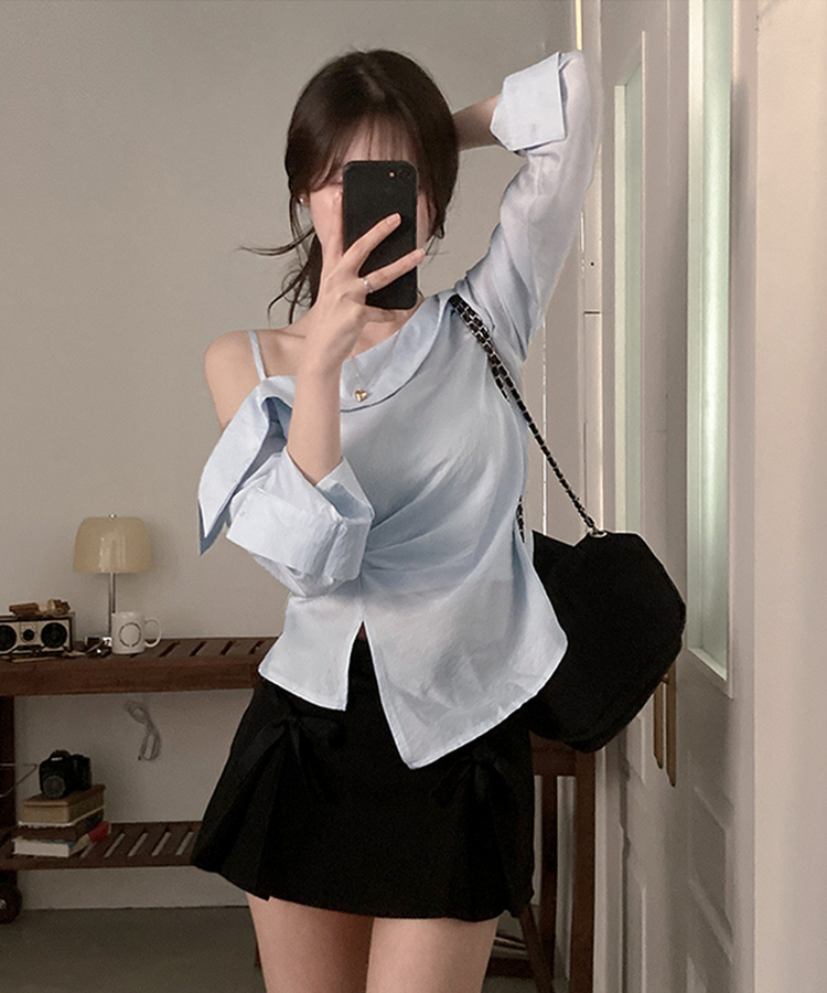 ワンオフシアリングスリットブラウス BLUE