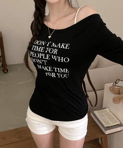 レタリングワンオフショルダー長袖Tシャツ BLACK