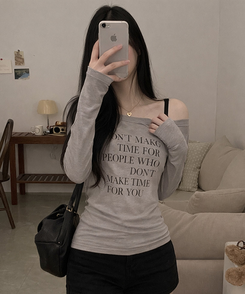 レタリングワンオフショルダー長袖Tシャツ BEIGE