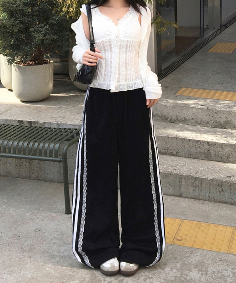 엘빈 레이스 프릴 블라우스 화이트