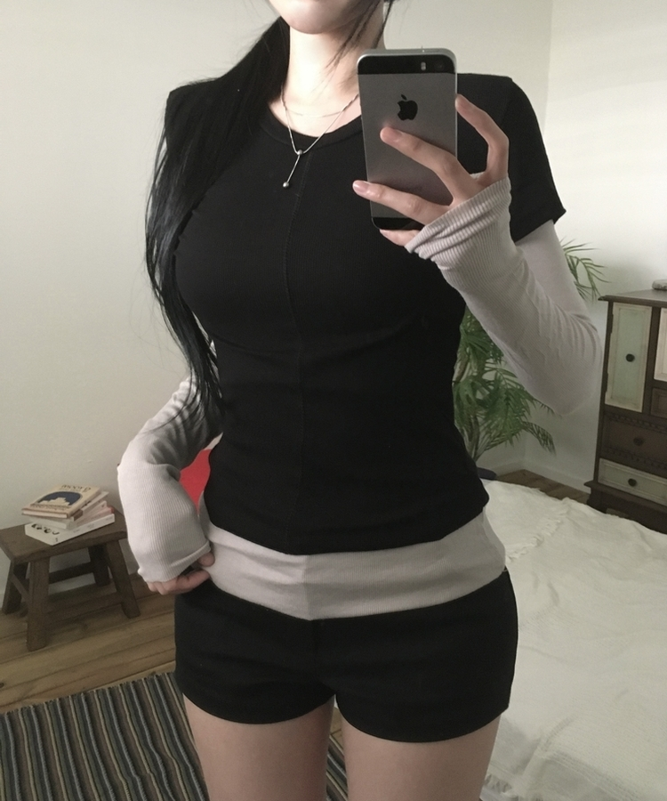 スリットレイヤード長袖Tシャツ BLACK