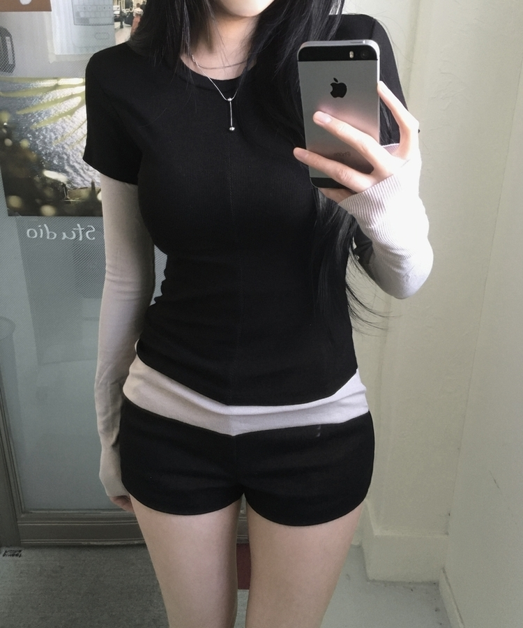 スリットレイヤード長袖Tシャツ BLACK