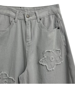 フラワー刺繍ワイドバルーンパンツ