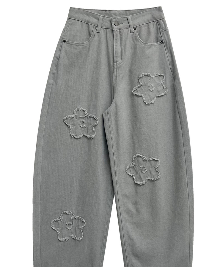 フラワー刺繍ワイドバルーンパンツ