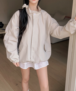 ハイネックウィンドブレーカージャケット LIGHT GRAY